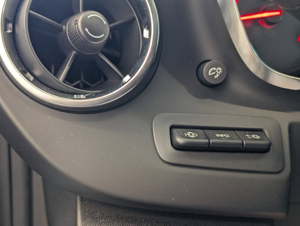 Used 2021 Chevrolet Camaro LT RWD image 22