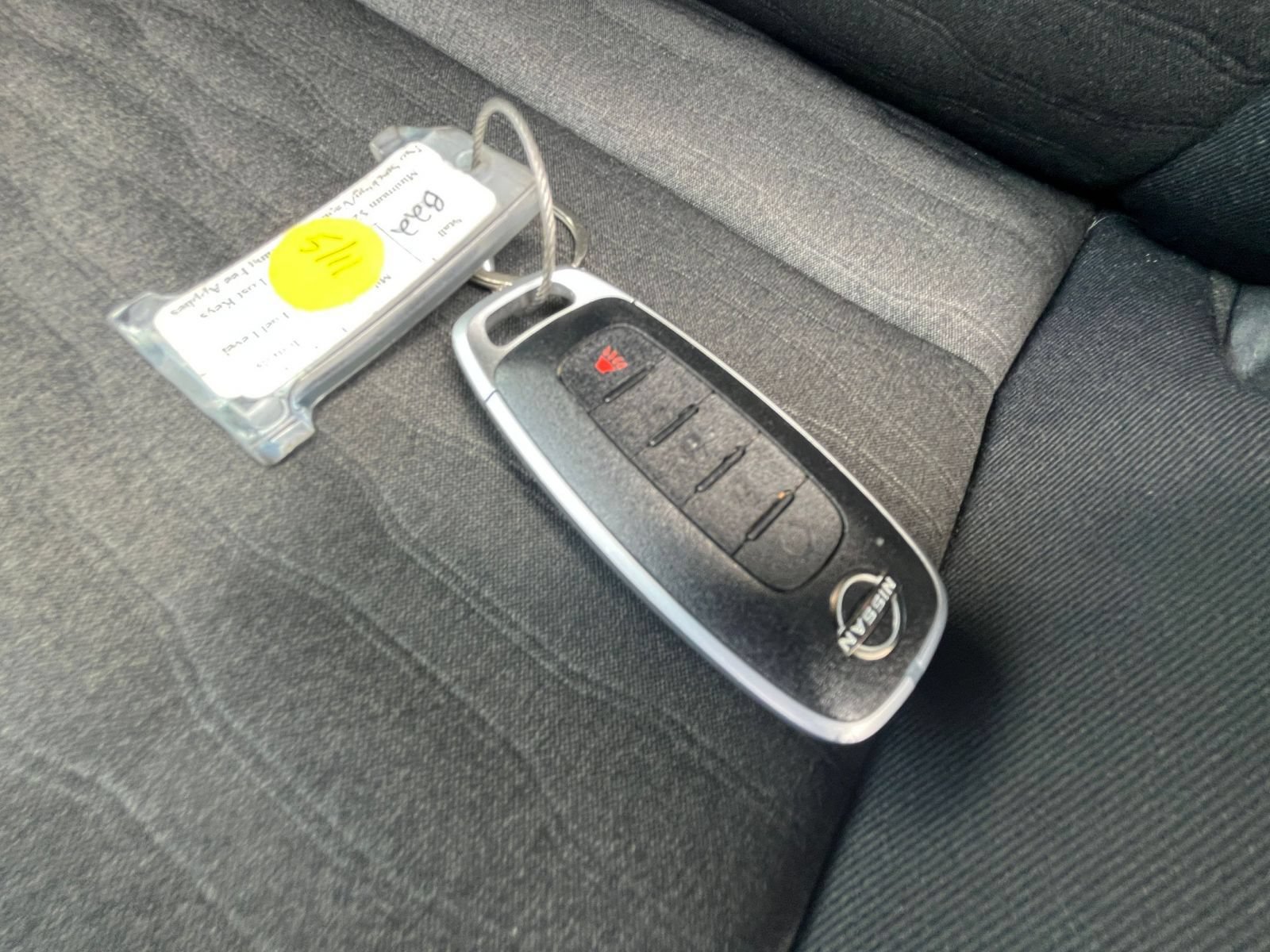Used 2025 Nissan Pathfinder SV AWD/4WD image 21