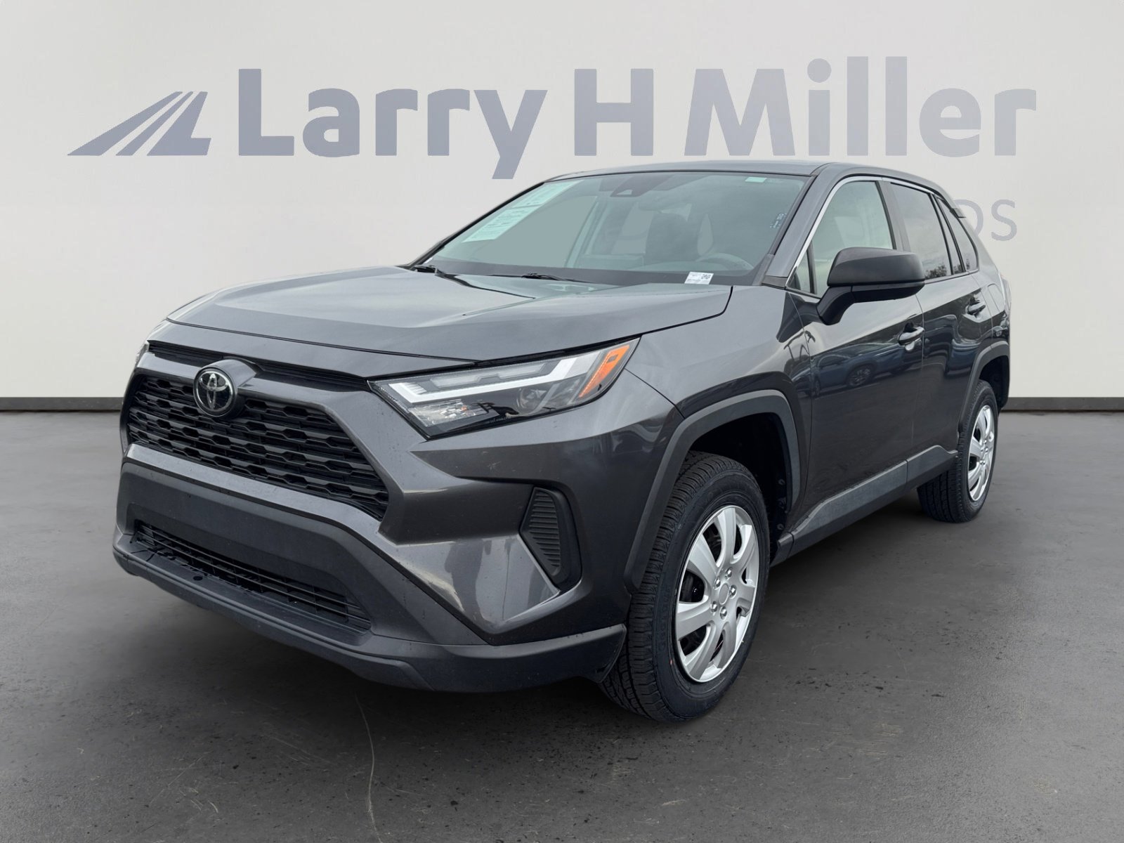 Certified 2023 Toyota RAV4 LE image 1