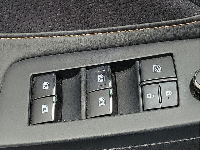Used 2019 Toyota Avalon Touring FWD image 21