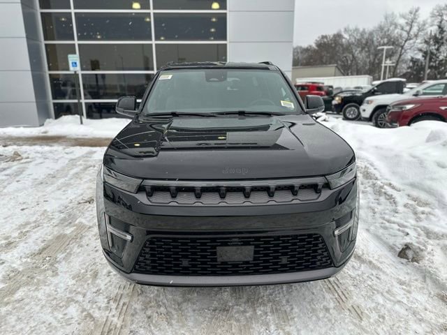 New 2026 Jeep Grand Wagoneer Limited w/ 8-Passenger Seating Package image 3