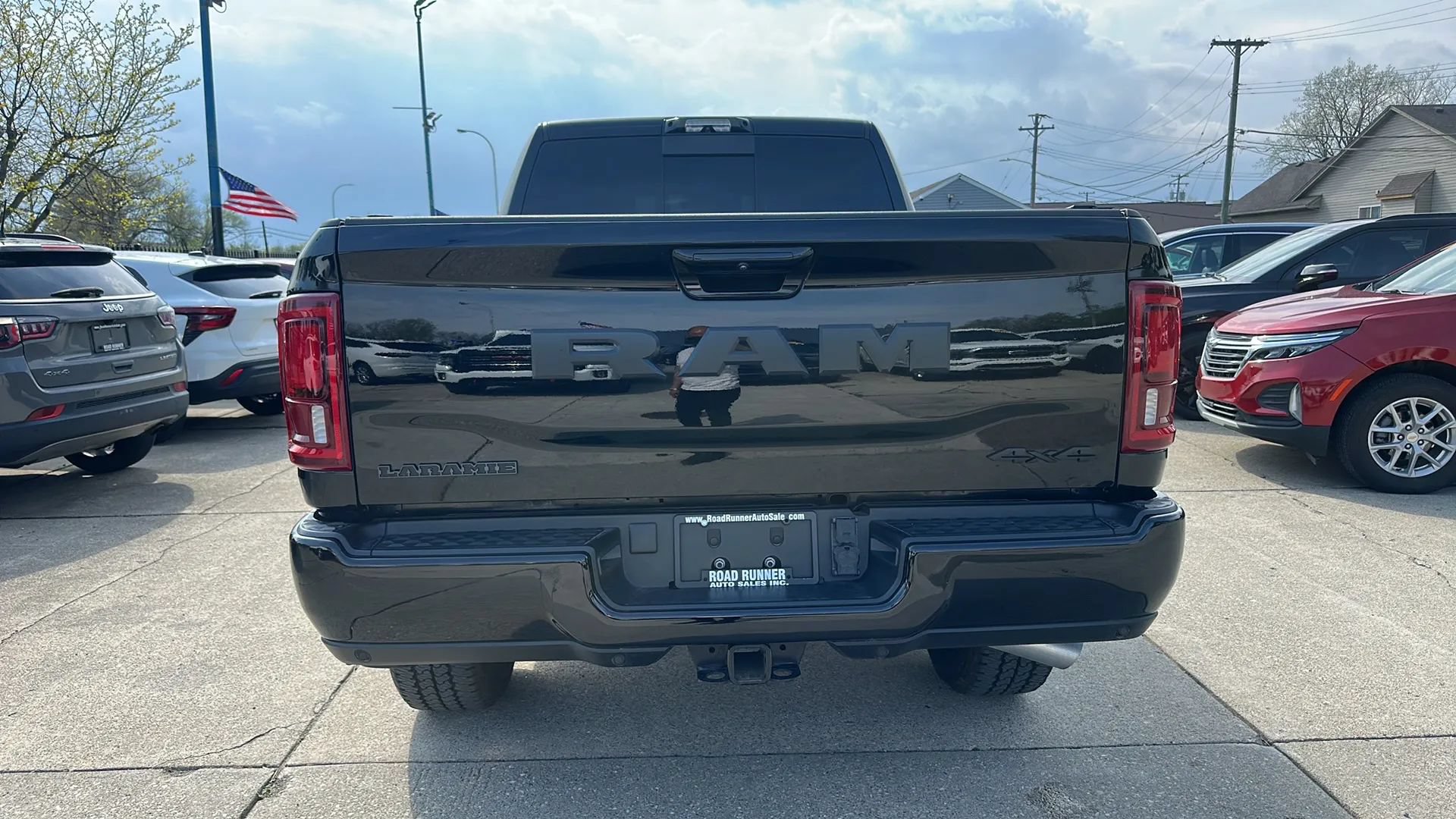 Used 2025 RAM 2500 Laramie AWD/4WD image 6