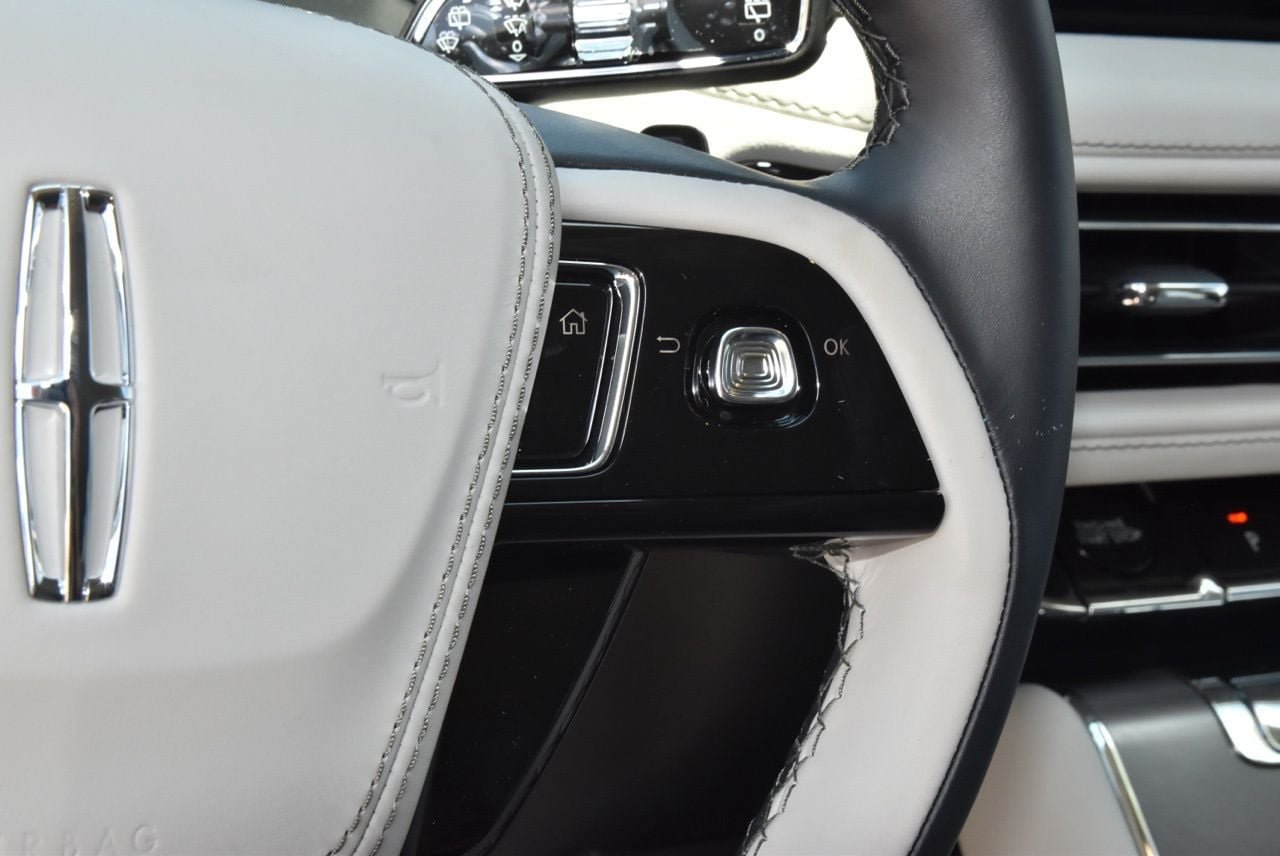 New 2026 Lincoln Aviator 2WD image 26