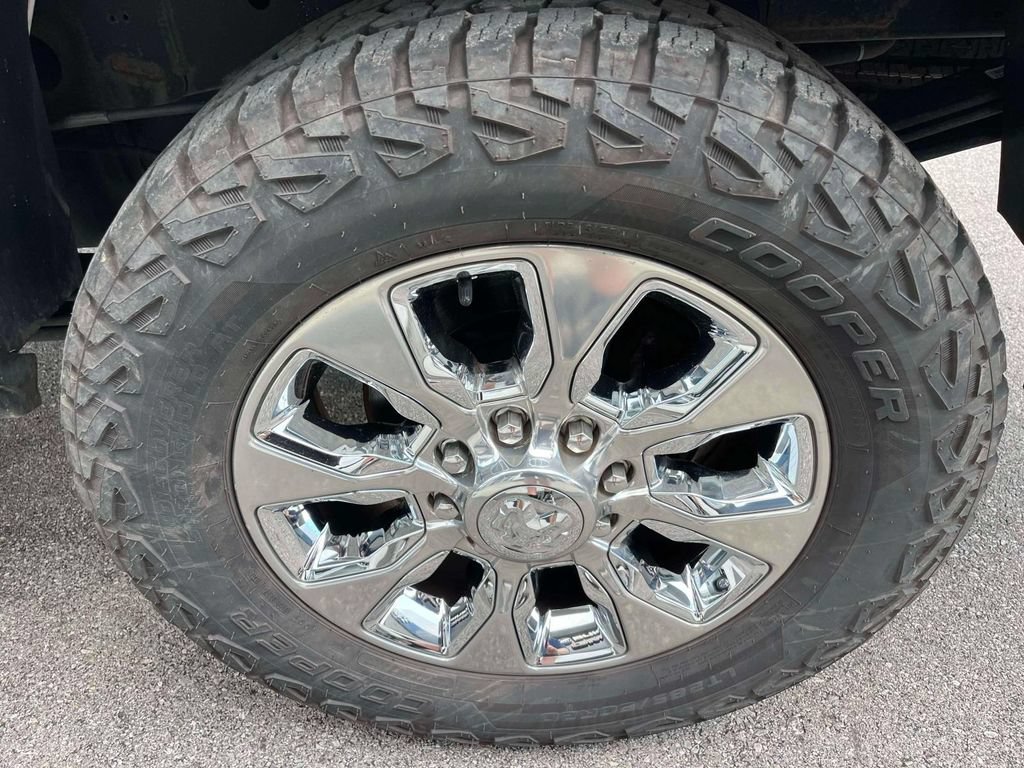 Used 2019 RAM 3500 Limited AWD/4WD image 11