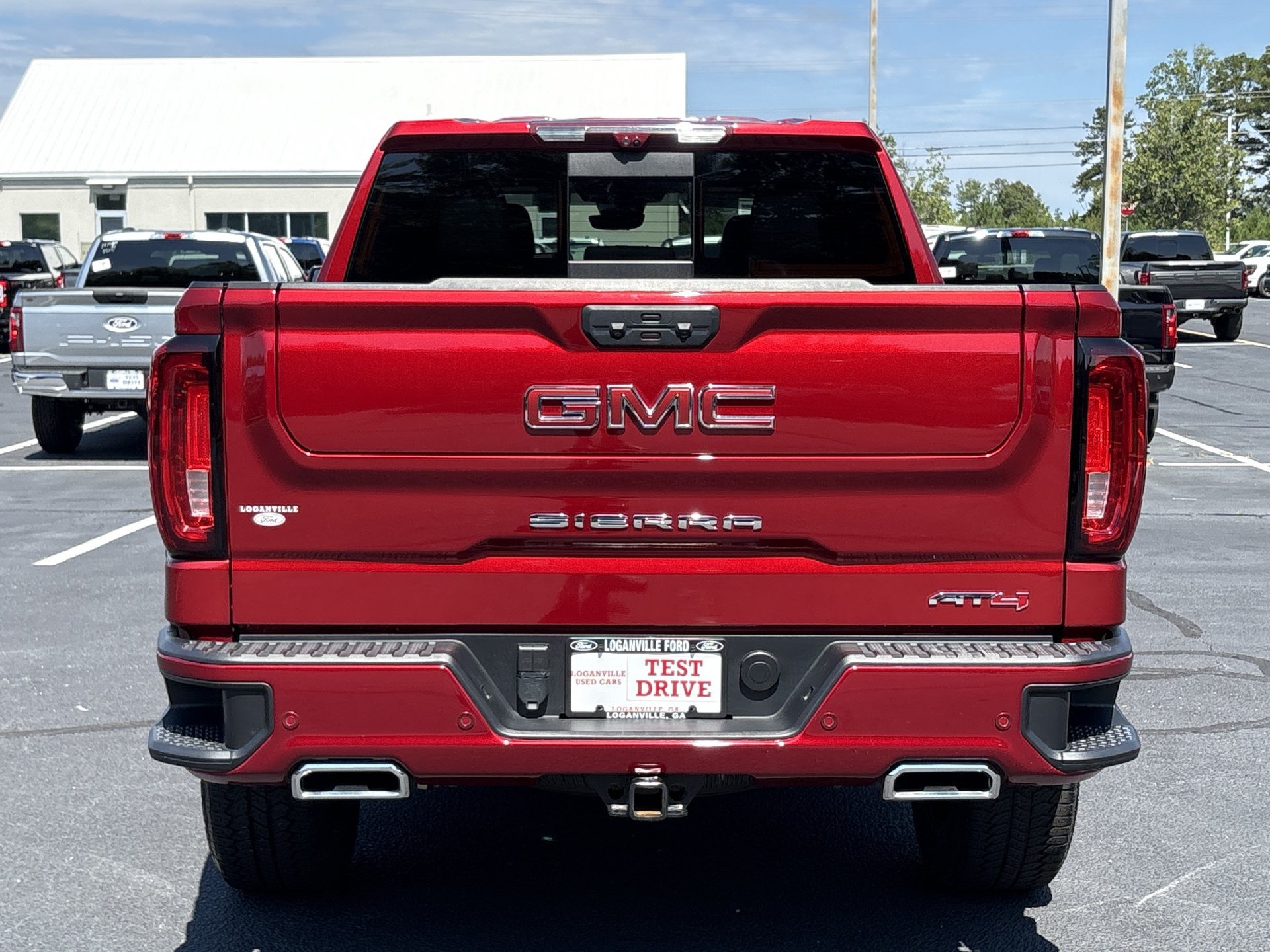 Used 2025 GMC Sierra 1500 AT4 w/ AT4 Premium Package AWD/4WD image 20