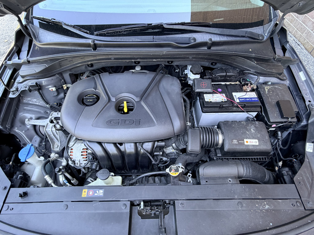 Used 2018 Hyundai Elantra GT FWD image 33