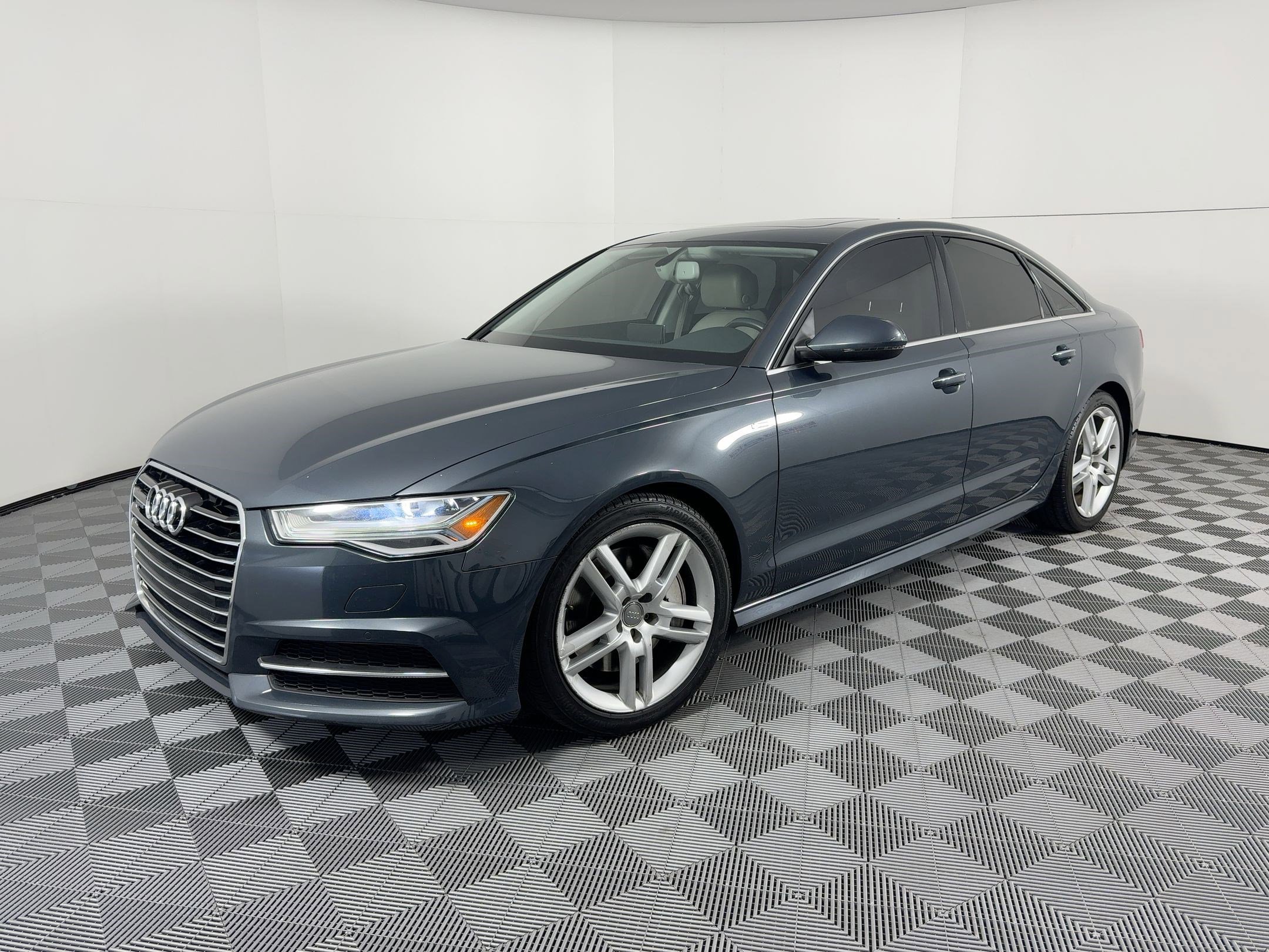 Used 2016 Audi A6 2.0T Premium Plus w/ Premium Plus Package image 1