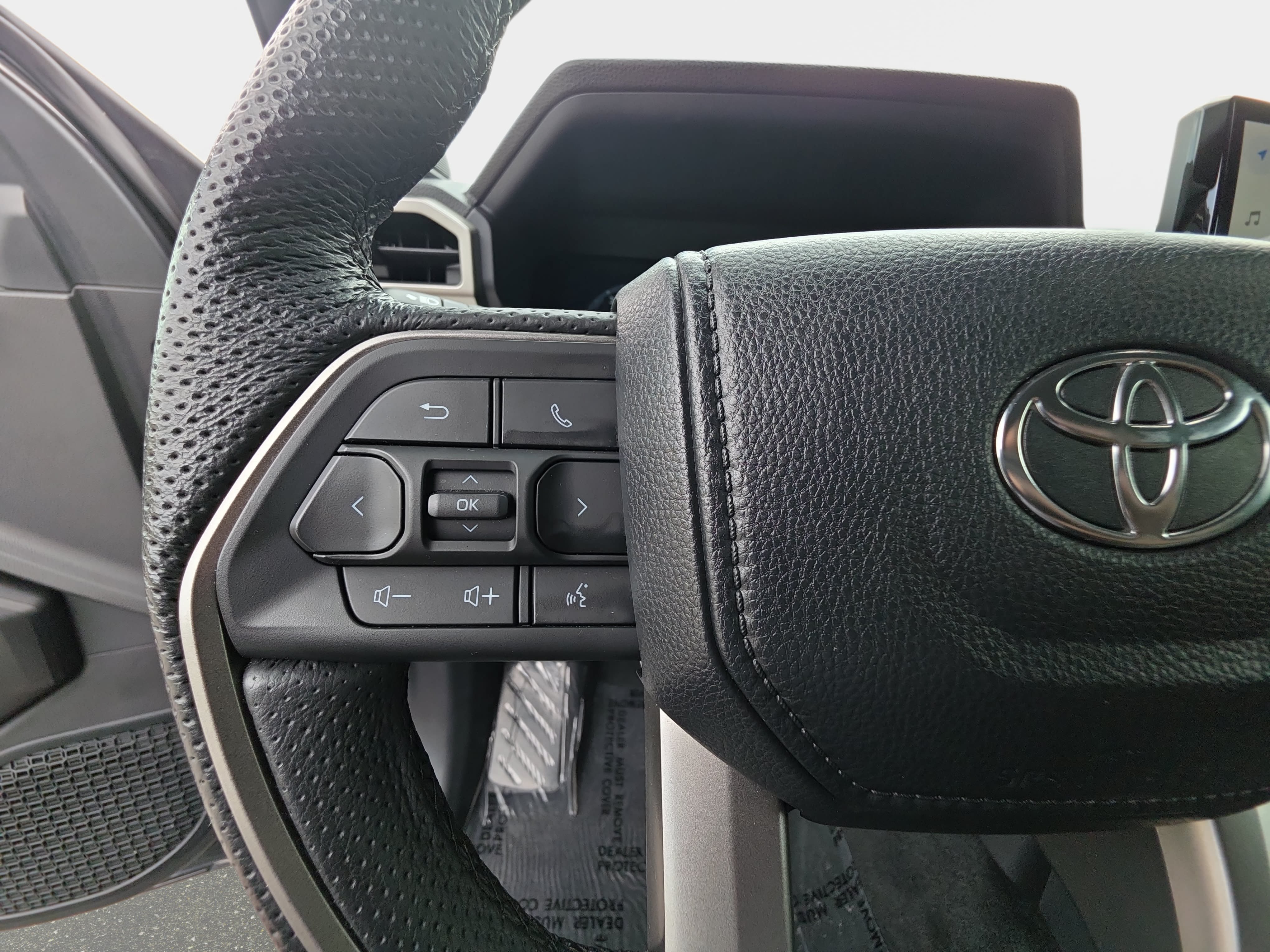 Used 2024 Toyota Tacoma TRD Sport w/ TRD Sport Upgrade Package AWD/4WD image 16