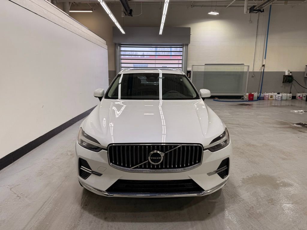 Used 2023 Volvo XC60 B5 Plus w/ Protection Package Premier image 8