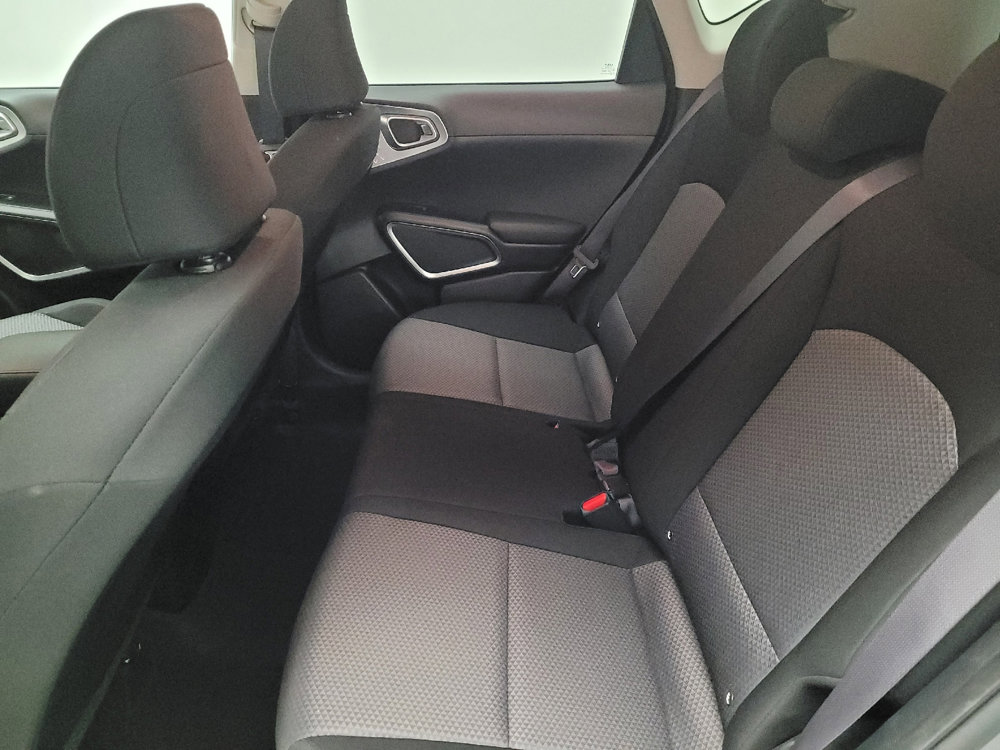 Used 2023 Kia Soul LX w/ Option Group 015 image 18