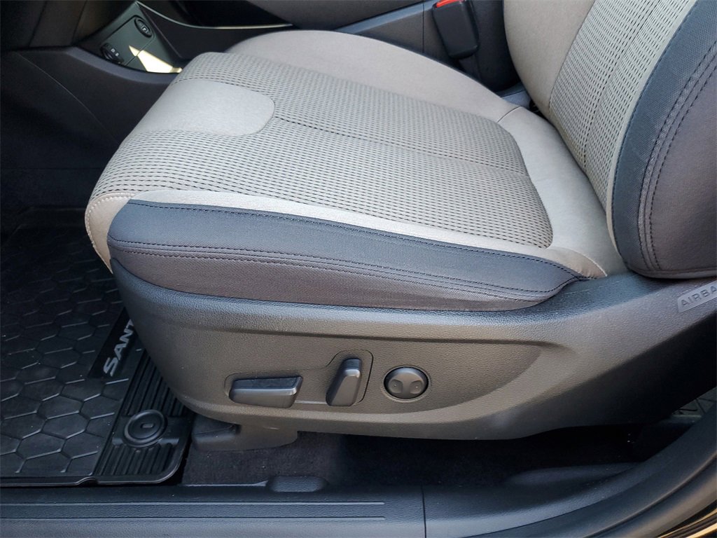 Certified 2023 Hyundai Santa Fe SEL w/ Winter Weather Package image 18