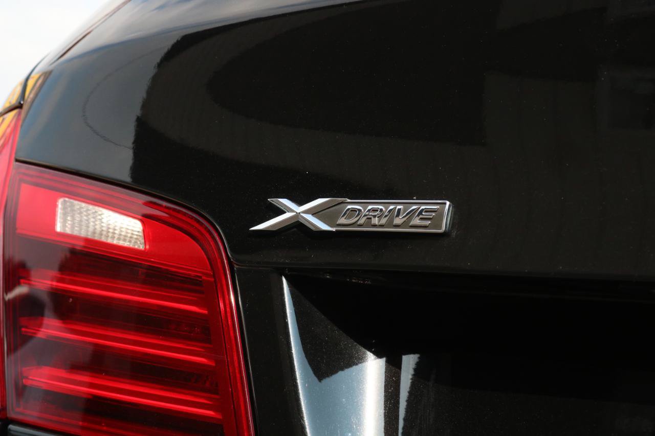 Used 2014 BMW 535i xDrive Sedan AWD/4WD image 13