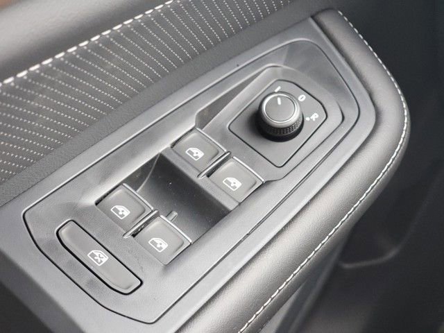 New 2026 Volkswagen Atlas SE image 30