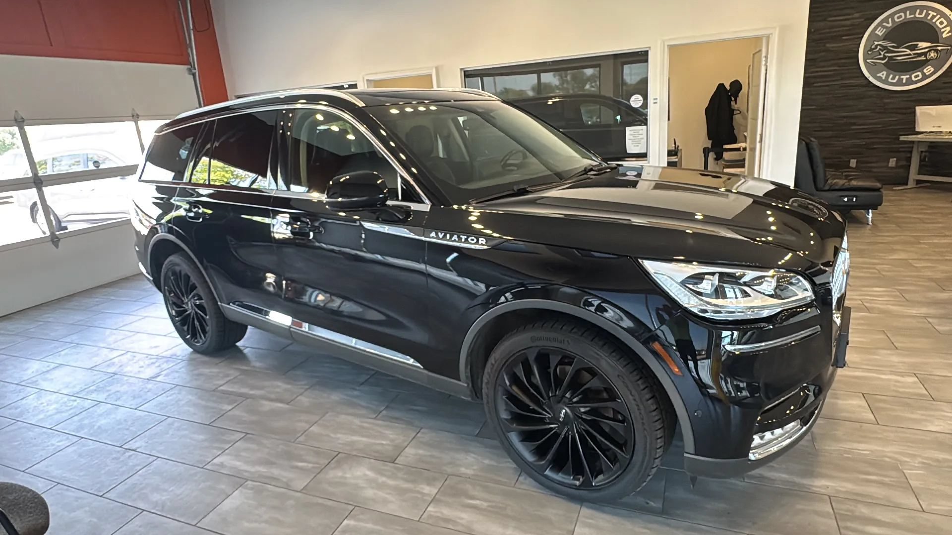 Used 2020 Lincoln Aviator Reserve w/ Equipment Group 202A AWD/4WD image 10