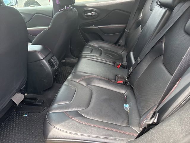 Used 2022 Jeep Cherokee Trailhawk w/ Sound & Nav Group AWD/4WD image 6