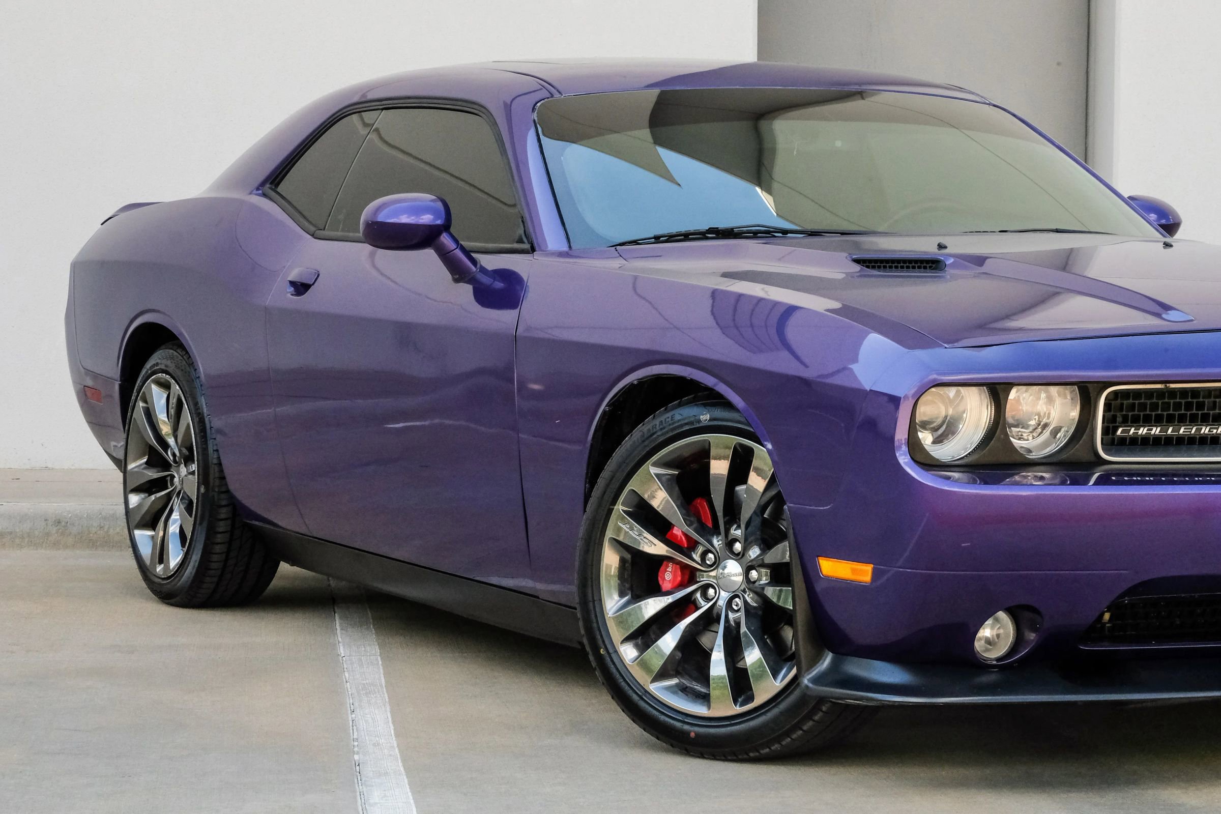 Used 2013 Dodge Challenger SRT8 w/ Harman Kardon Audio Group RWD image 3