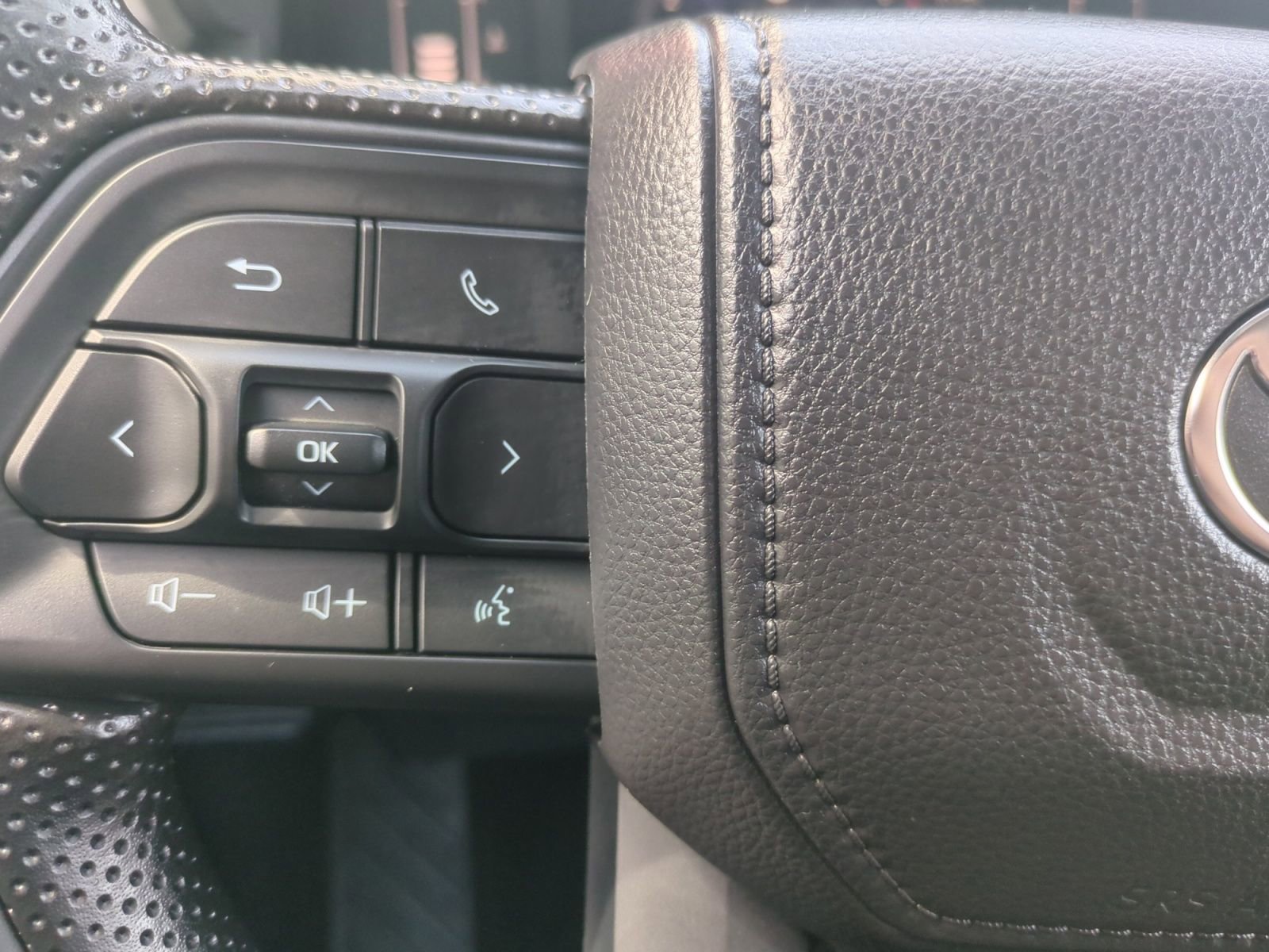 New 2026 Toyota Tacoma SR5 AWD/4WD image 19