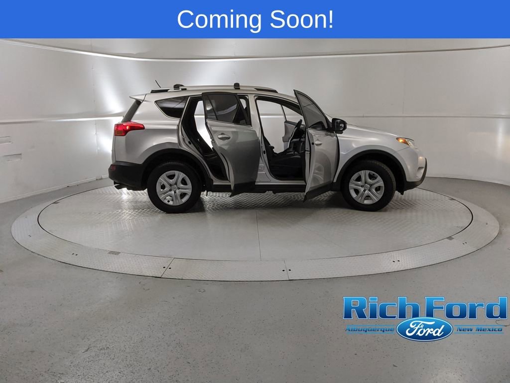 Used 2015 Toyota RAV4 LE image 8