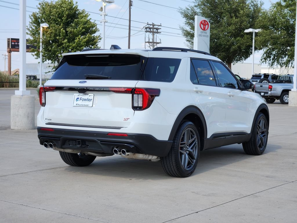 Used 2025 Ford Explorer ST w/ Sun And Sound Package AWD/4WD image 7