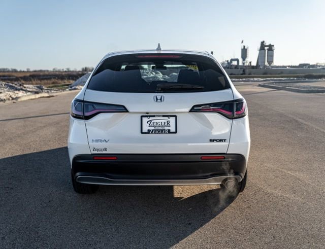 Used 2026 Honda HR-V Sport image 4