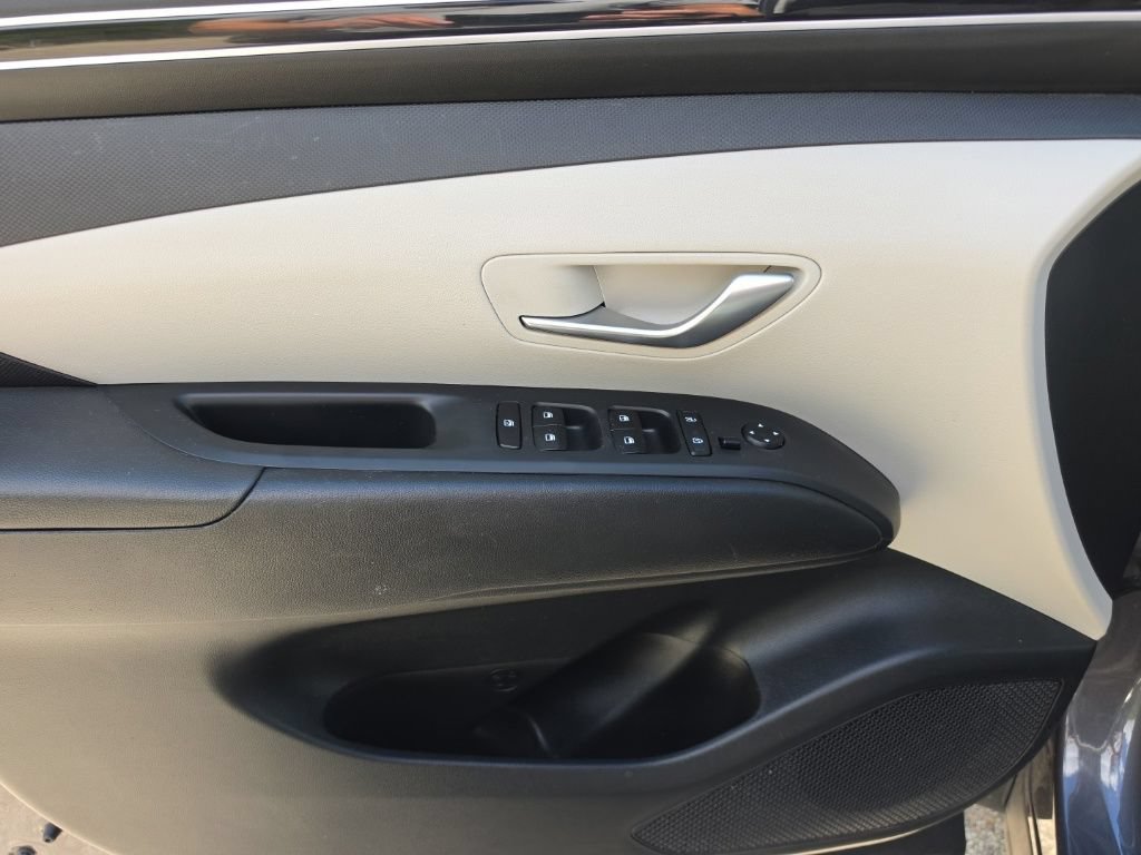 Used 2022 Hyundai Tucson SE AWD/4WD image 13