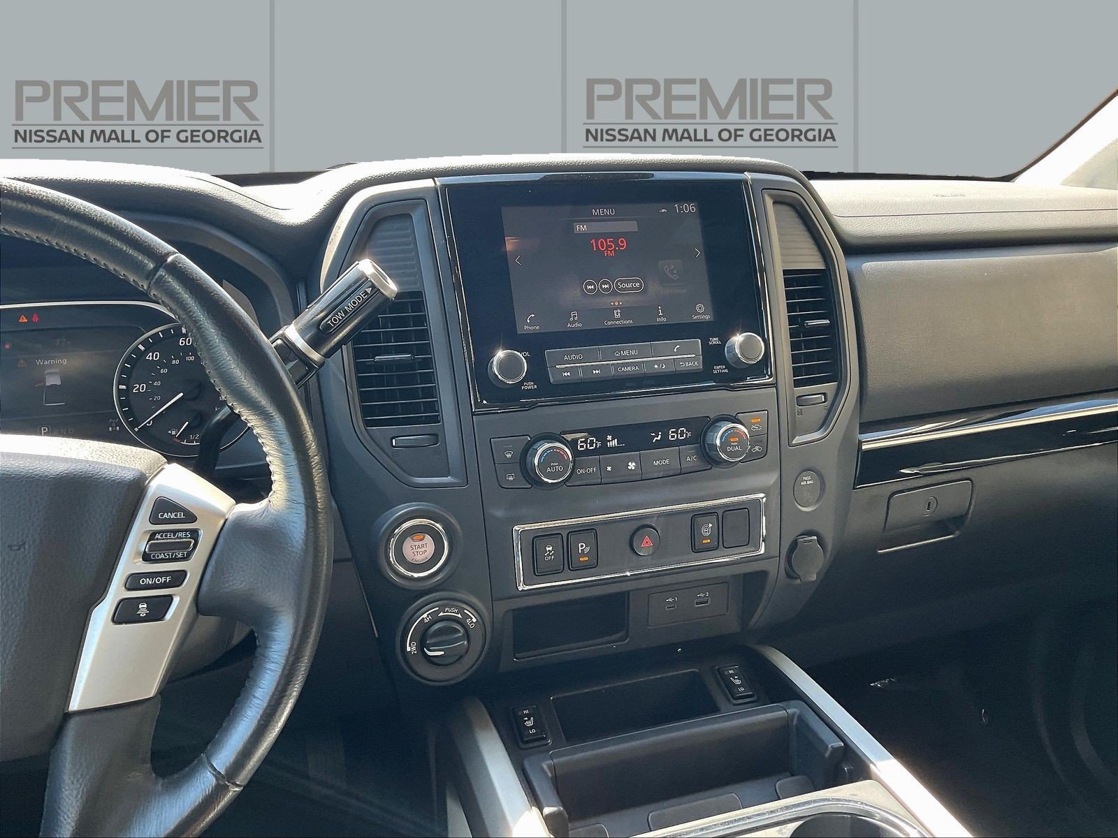 Used 2024 Nissan Titan SV w/ SV Convenience Package AWD/4WD image 12