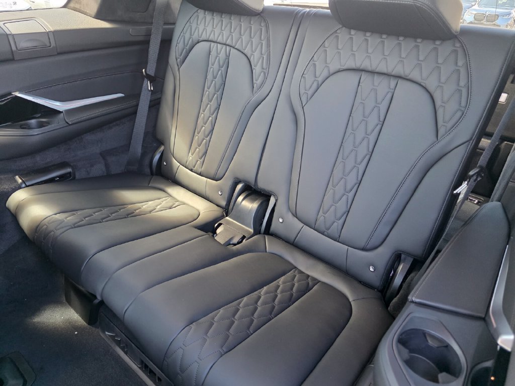 New 2027 BMW X7 M60i AWD/4WD image 13