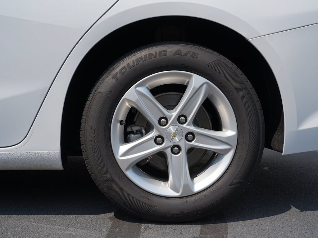Used 2023 Chevrolet Malibu LT w/ Driver Confidence Package FWD image 32