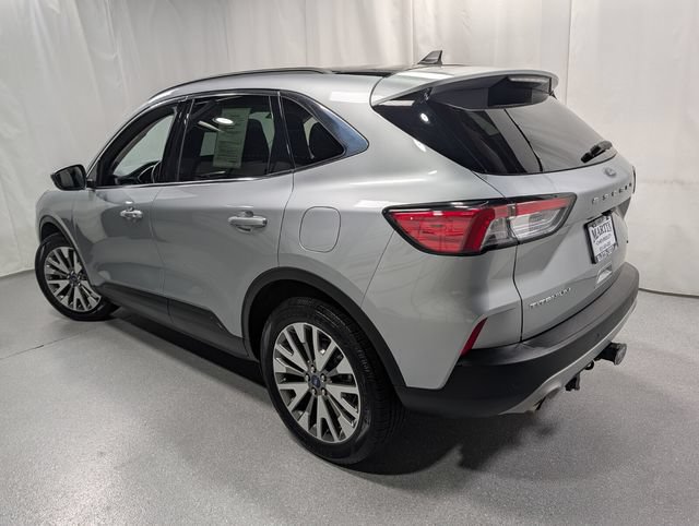 Used 2022 Ford Escape Titanium w/ Class II Trailer Tow Package AWD/4WD image 6
