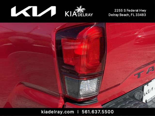 Used 2019 Toyota Tacoma TRD Sport image 7