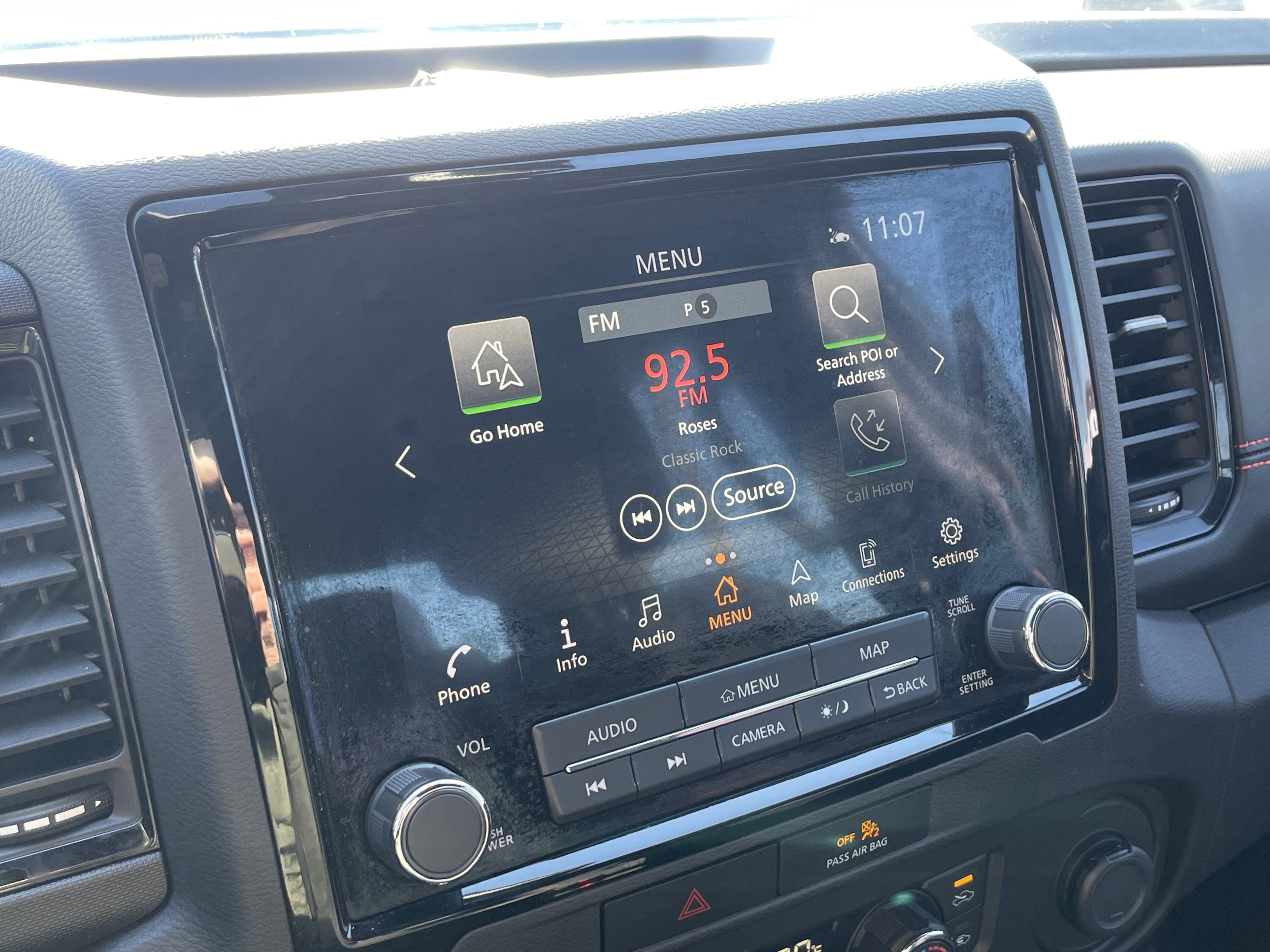 Used 2023 Nissan Frontier PRO-4X w/ Technology Package image 17