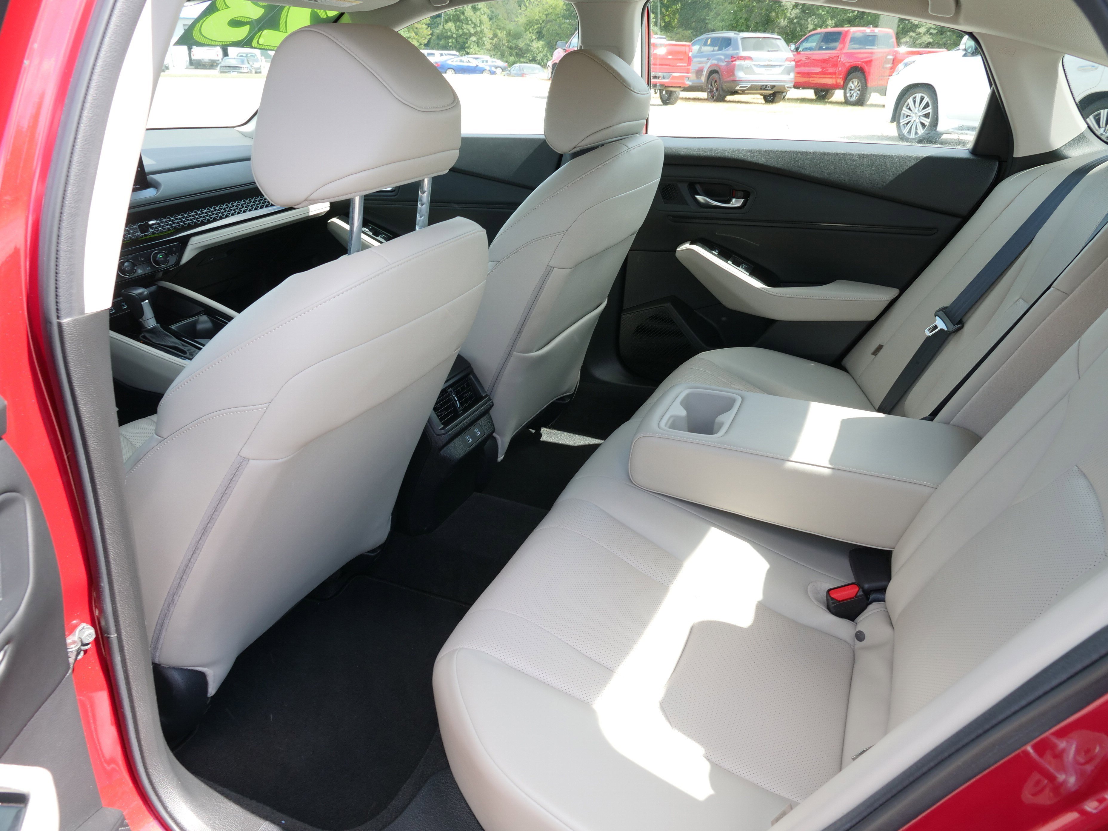 Used 2023 Honda Accord Touring image 15