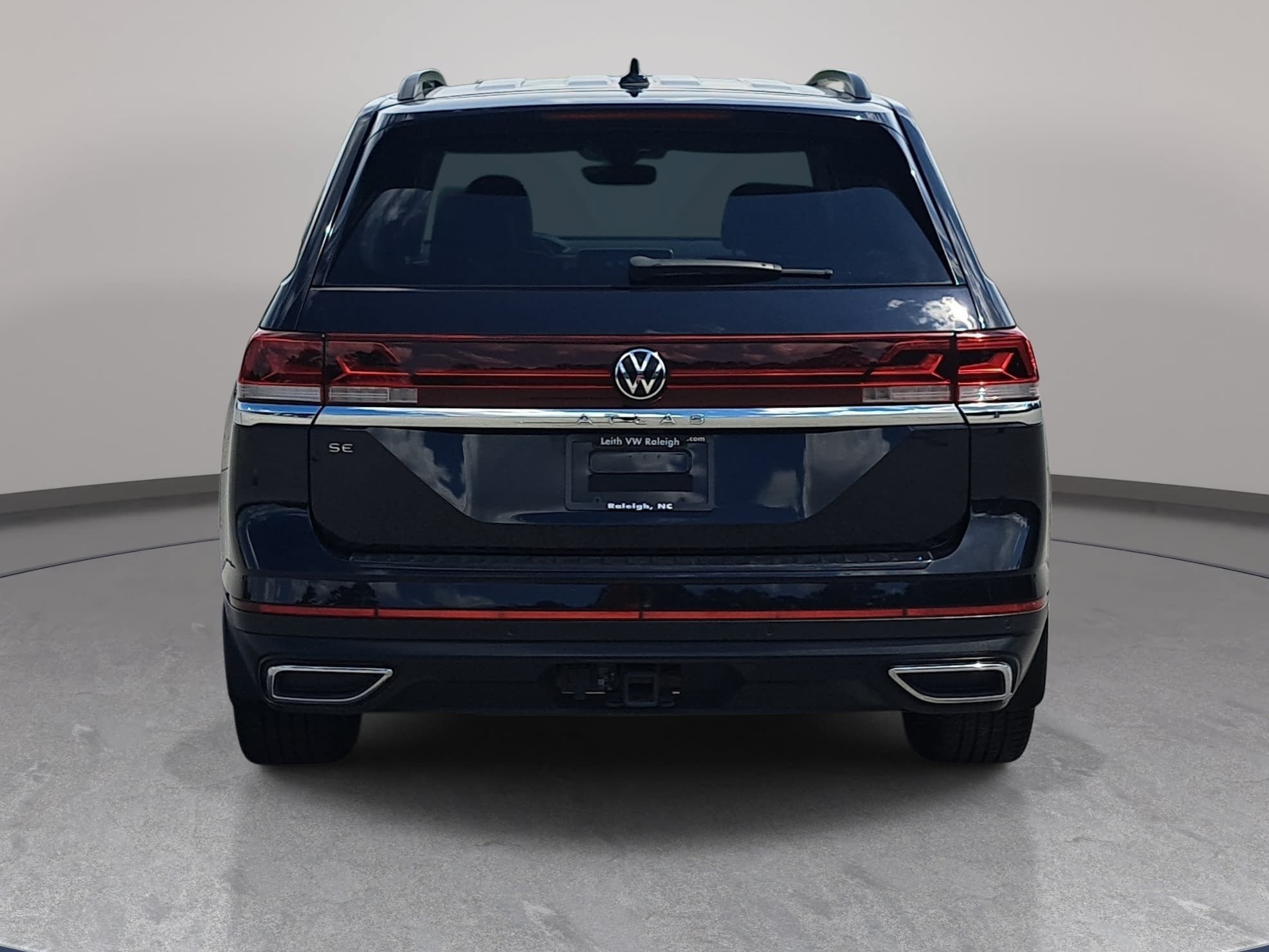 Certified 2024 Volkswagen Atlas SE FWD image 6