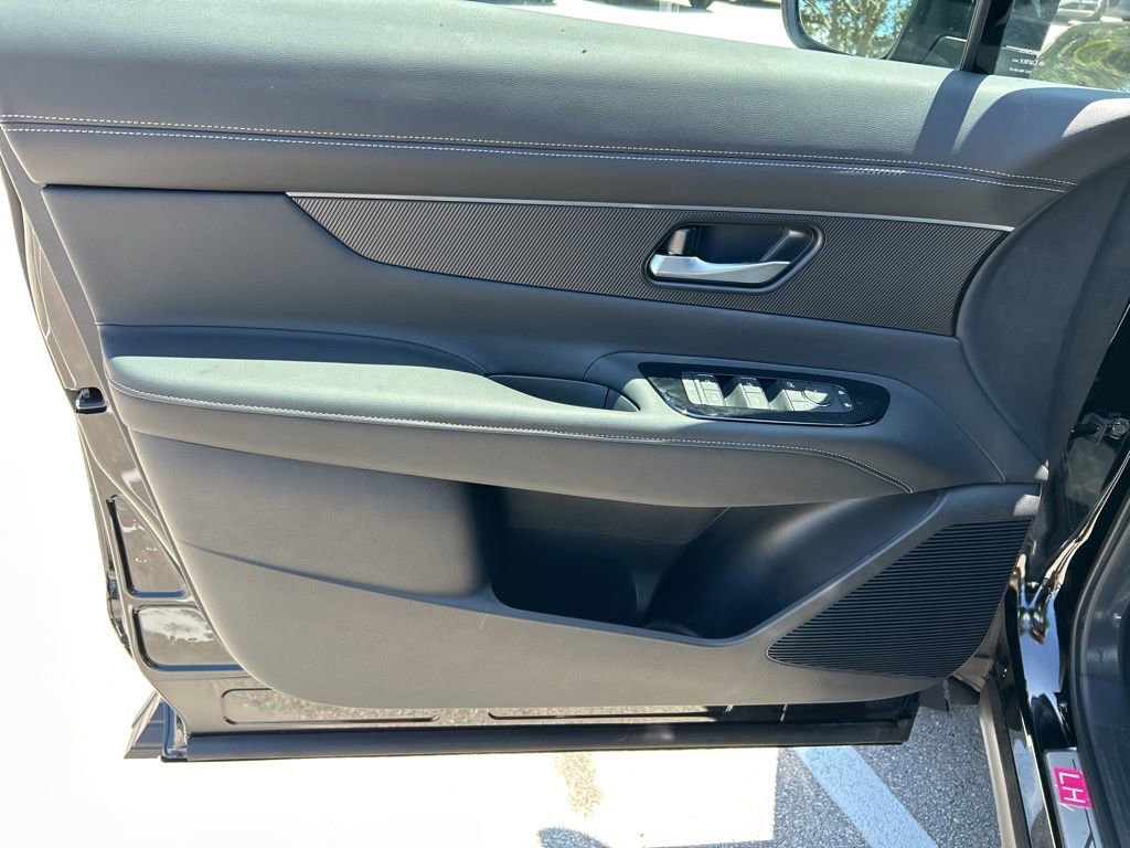 New 2025 Nissan Murano SV image 12