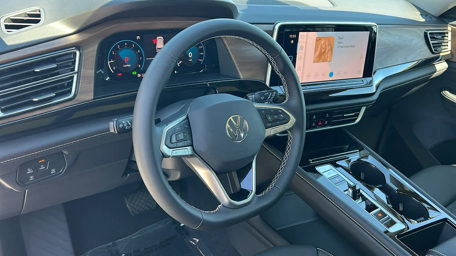 New 2026 Volkswagen Atlas SE image 10