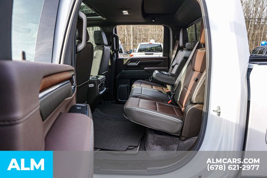 Used 2025 GMC Sierra 3500 Denali w/ Technology Package AWD/4WD image 21