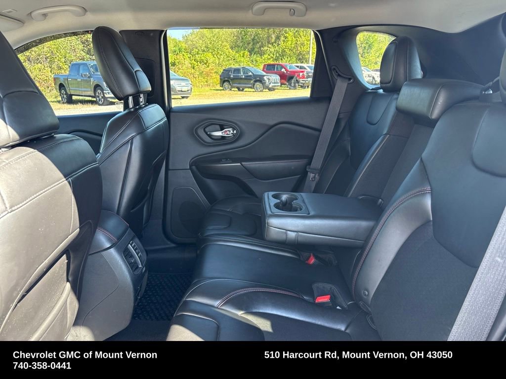 Used 2019 Jeep Cherokee Trailhawk image 22