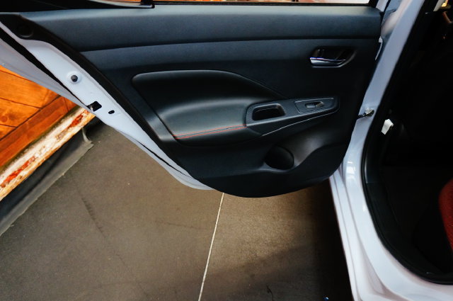 Certified 2025 Nissan Versa SR w/ Trunk Package FWD image 38