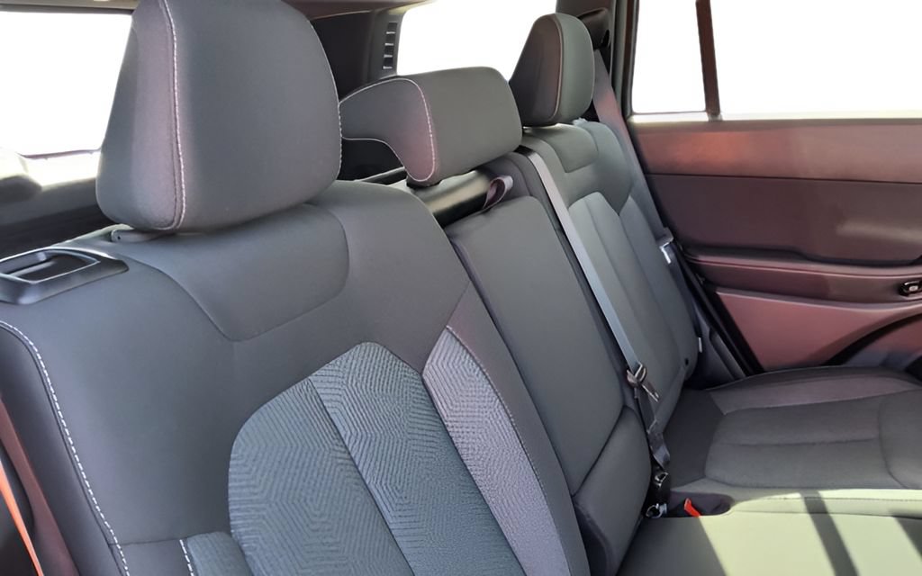 New 2026 Jeep Cherokee Laredo AWD/4WD image 33