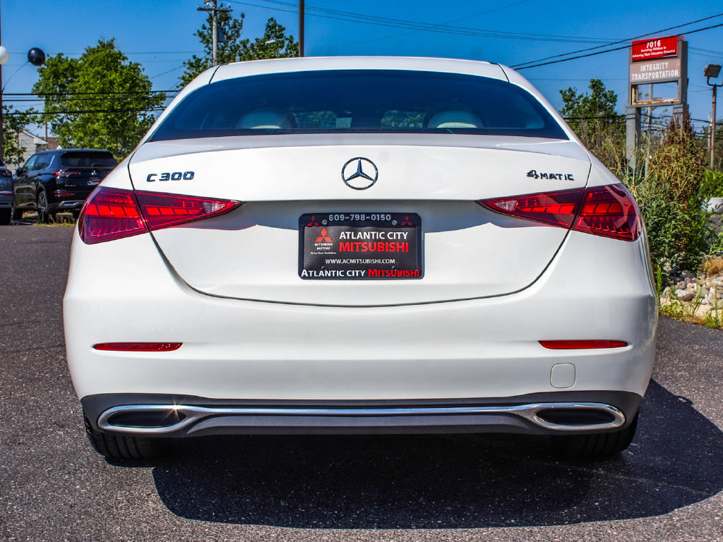 Used 2022 Mercedes-Benz C 300 4MATIC Sedan image 5