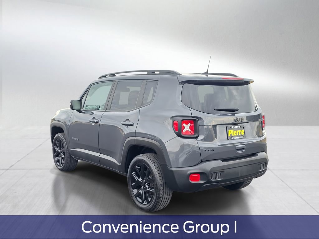 Used 2023 Jeep Renegade Altitude w/ Sun/Sound Group AWD/4WD image 4