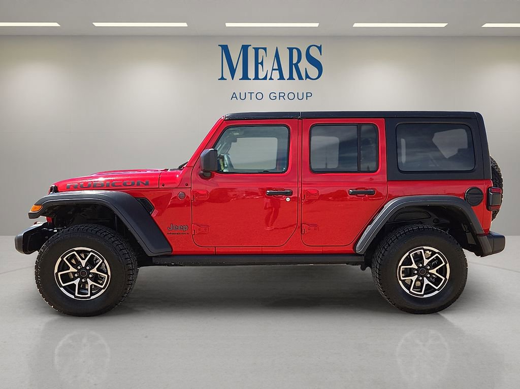 Used 2025 Jeep Wrangler Unlimited Rubicon AWD/4WD image 2