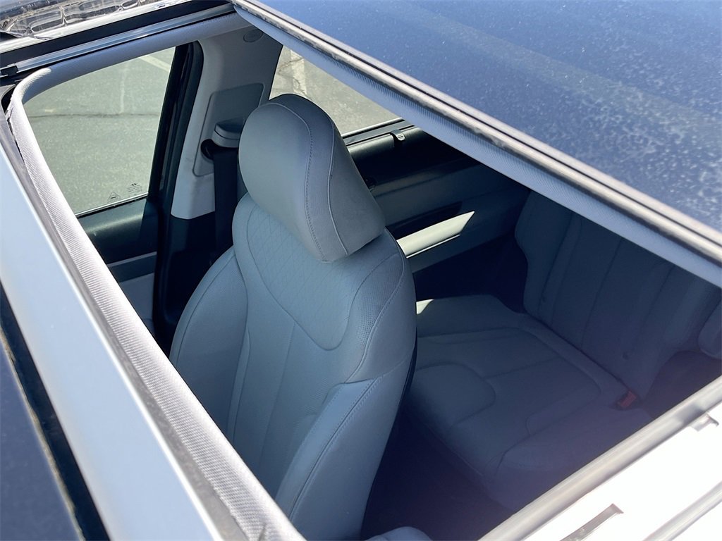 Used 2022 Hyundai Palisade SEL w/ Premium Package image 22