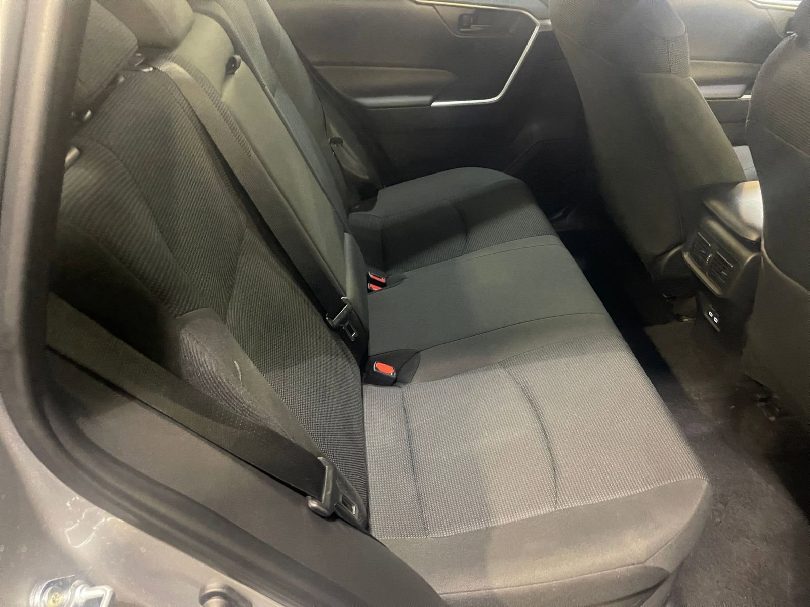 Used 2025 Toyota RAV4 LE image 38