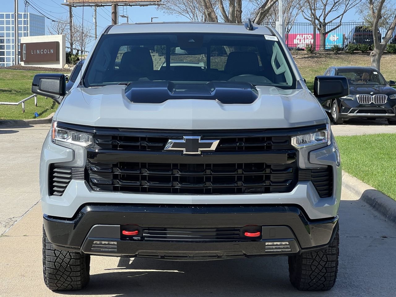 Used 2024 Chevrolet Silverado 1500 LT Trail Boss w/ Convenience Package II image 11