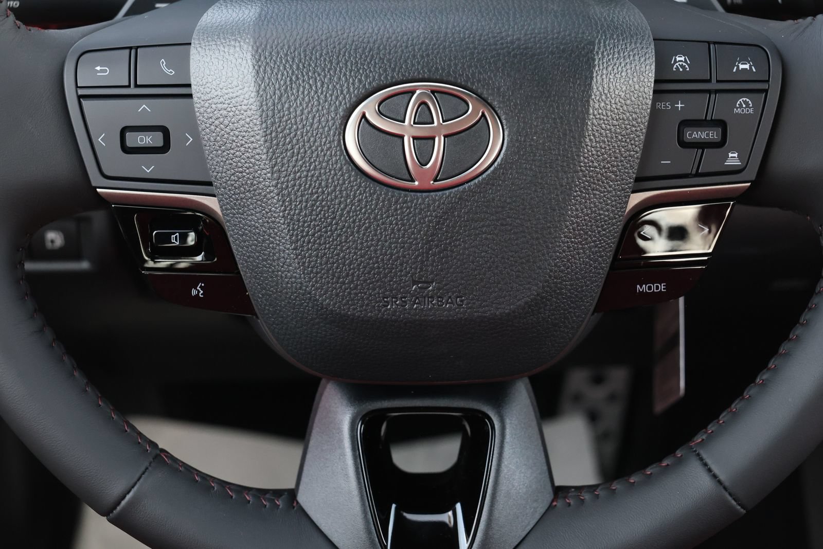 New 2026 Toyota Camry XSE FWD image 18