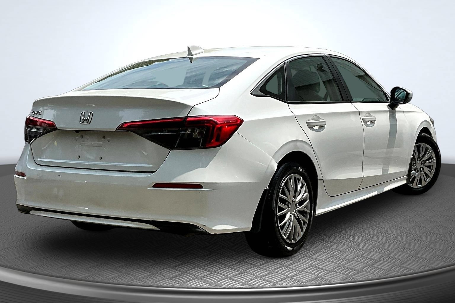 Used 2022 Honda Civic LX image 4