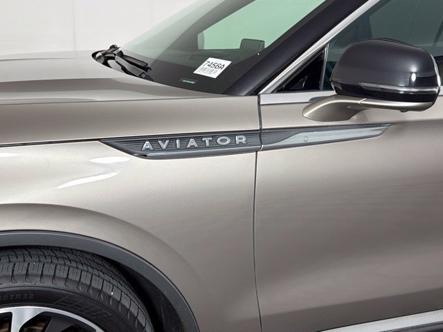 Used 2020 Lincoln Aviator Reserve w/ Equipment Group 202A AWD/4WD image 11