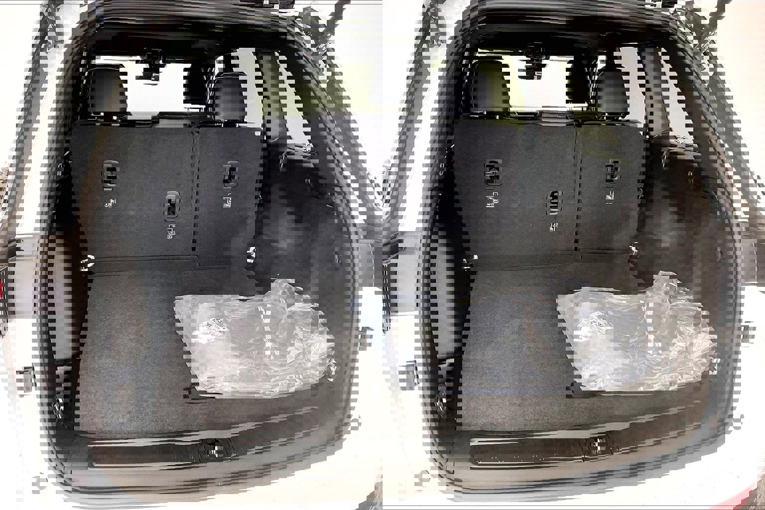 New 2025 Jeep Grand Cherokee 4WD image 11