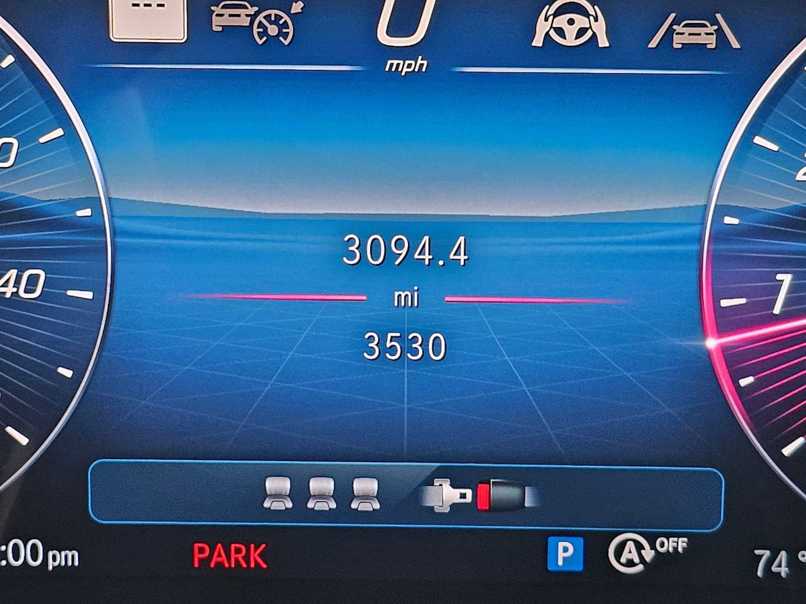 Used 2026 Mercedes-Benz GLC 300 4MATIC image 24